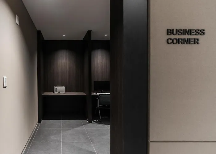 Nine Tree By Parnas Insadong Hotel