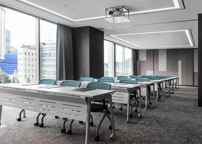 Nine Tree By Parnas Insadong Hotel